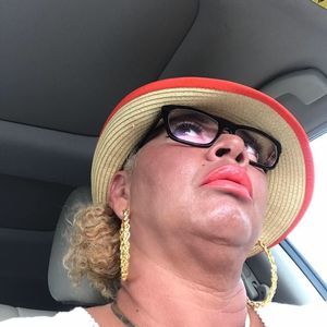 Meet your Posher, Annie